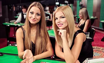 Hình ảnh đội ngũ chuyên gia của USBET